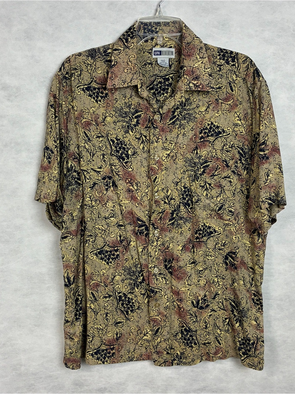 Vintage Untied Mens Shirt Sz Large Floral Tropical Casual Button Down Multicolor